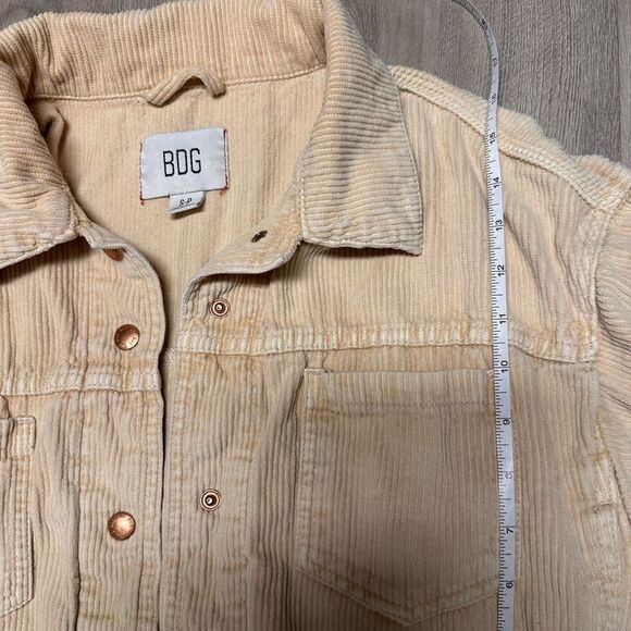 Urban Outfitters BDG corduroy jacket - Picture 8 of 11